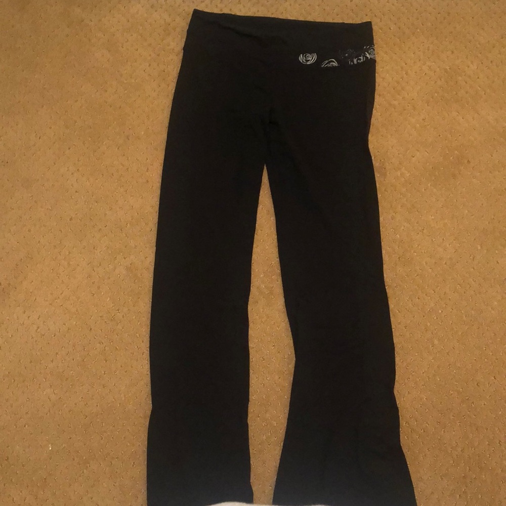 Black leggings with roses reversible lulu